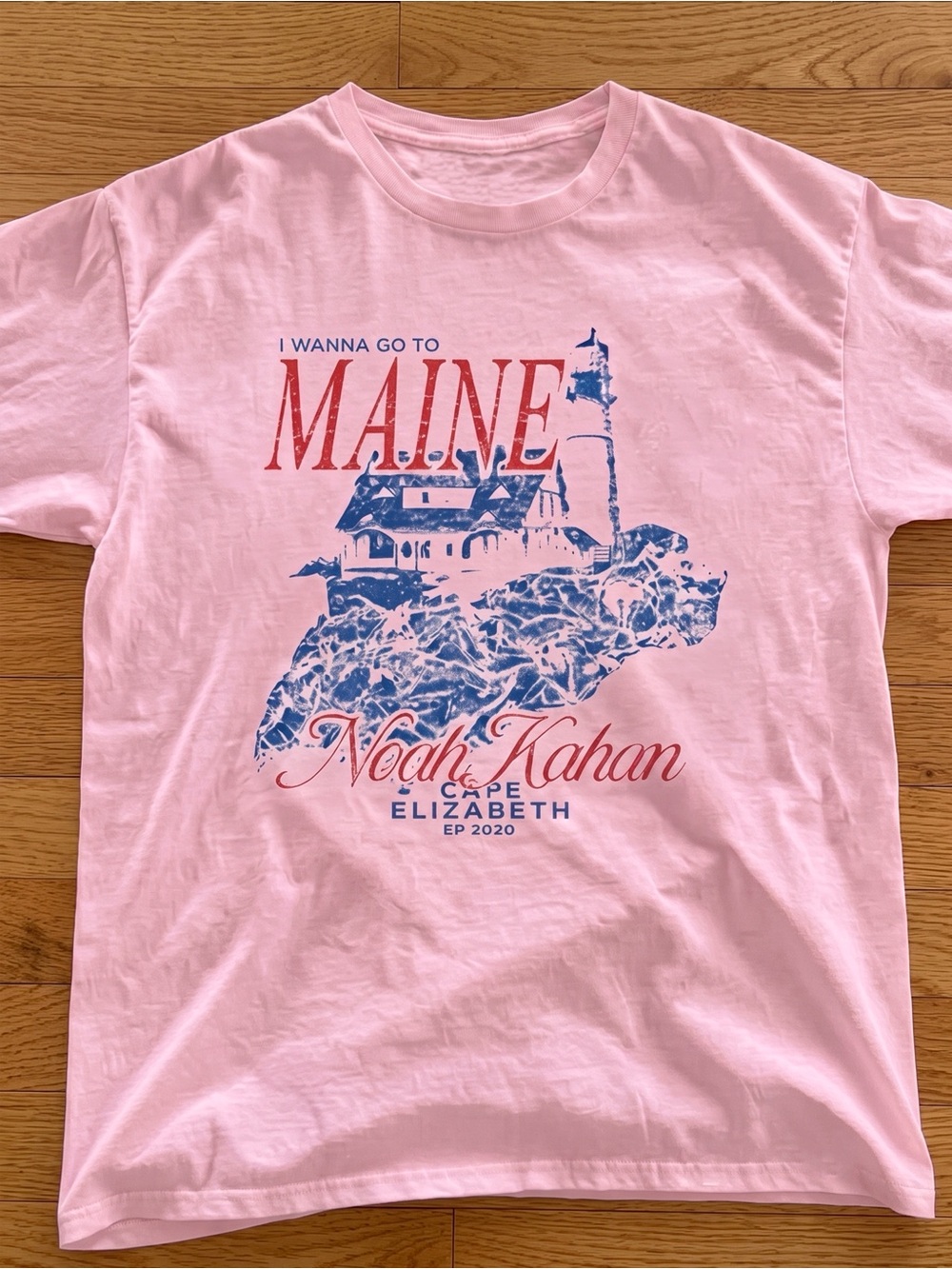 Noah Kahan Maine Cape Elizabeth EP 2020 Lighthouse Pink Band T-Shirt